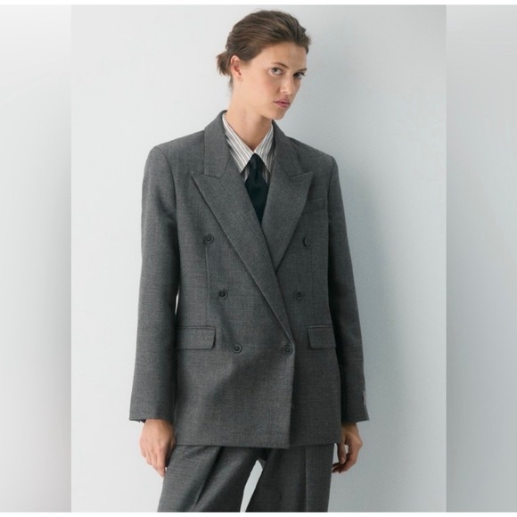Aritzia Jackets & Blazers - Aritzia Babaton Academia Plaid Preppy Minimalist Blazer Black Gray 10